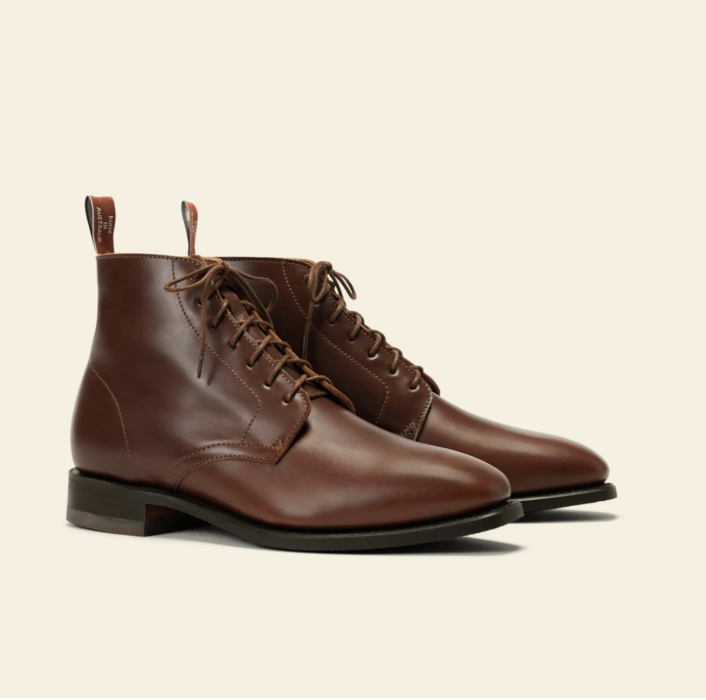 Comfort Craftsman Lace Boot - Cafe Pull up