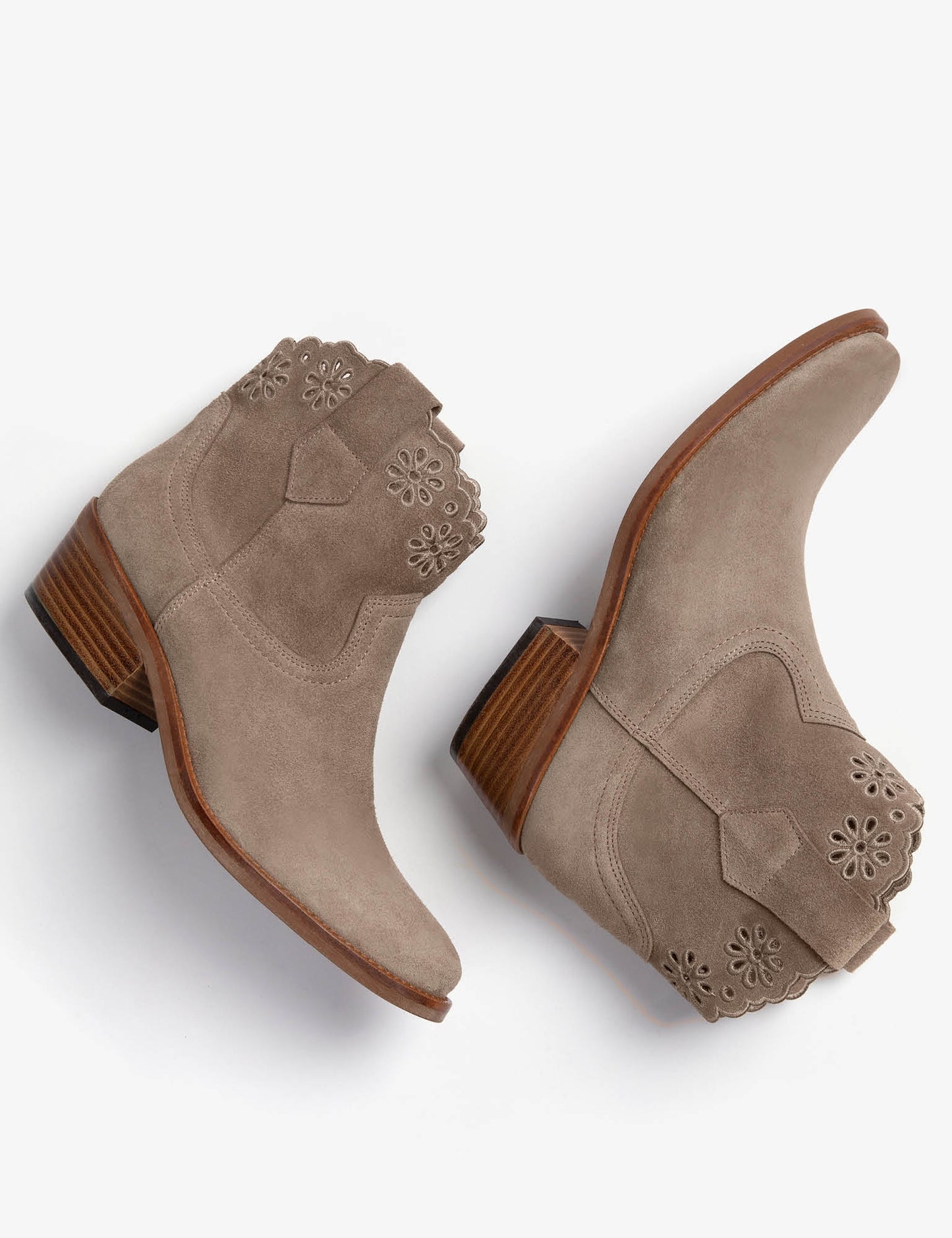 Cali Broderie Cowboy Boot Sand Suede