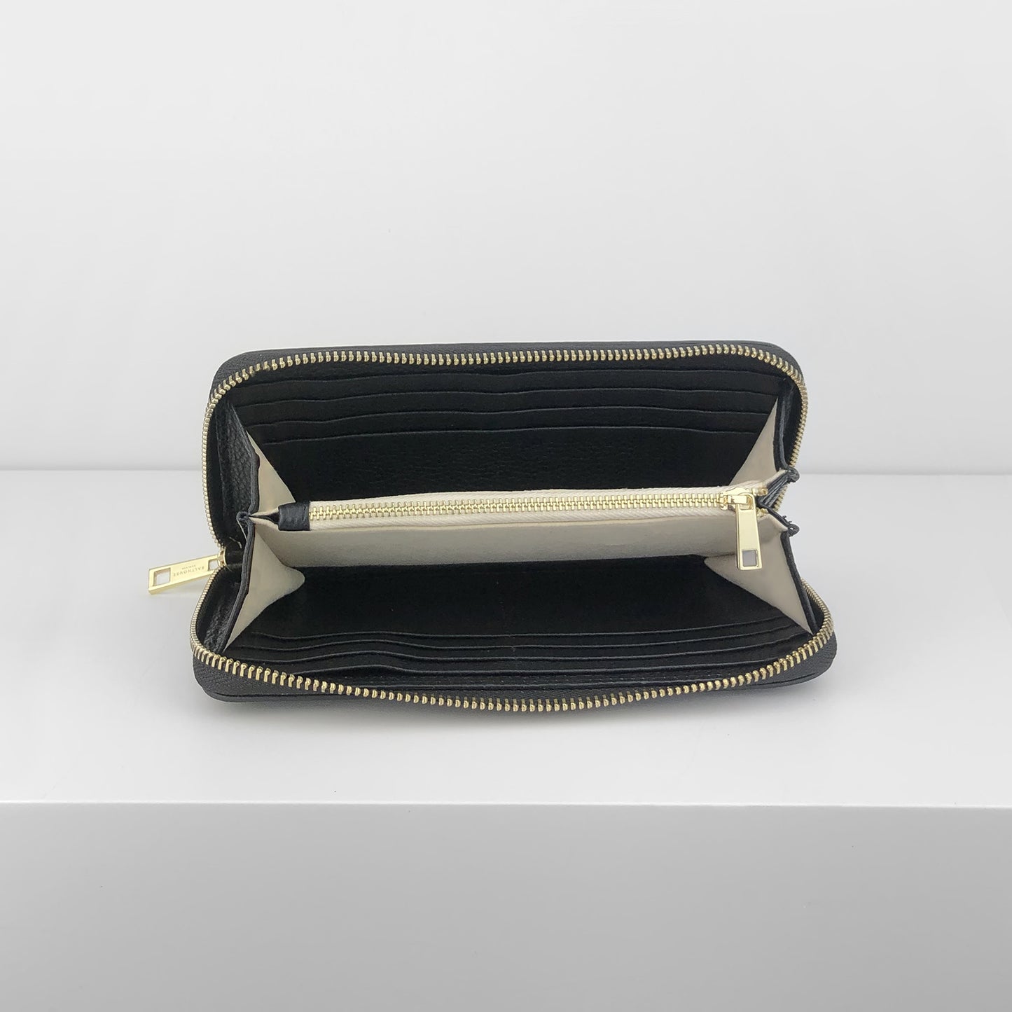 Valentina Wallet Black Pebble