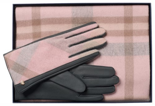 Dusky Pink Lambswool Scarf & Glove Set