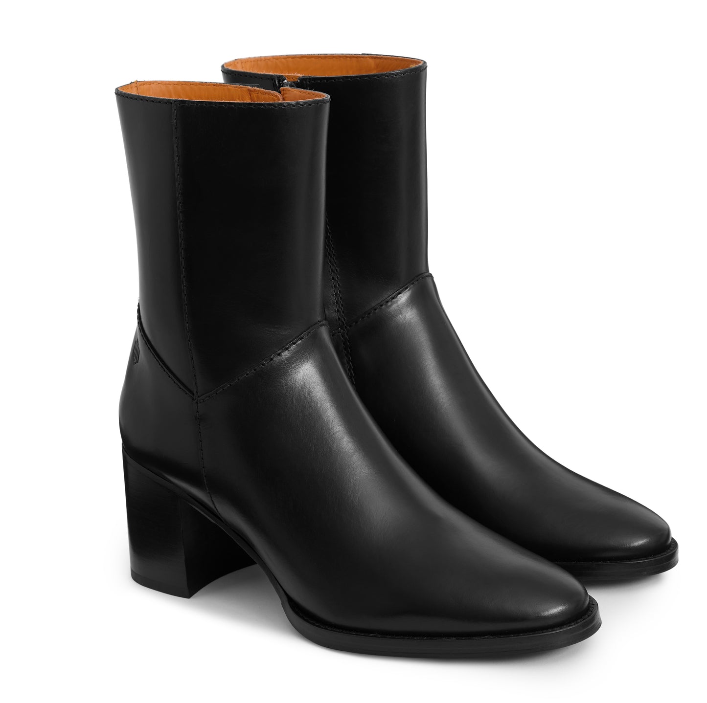 Isleworth Black Leather