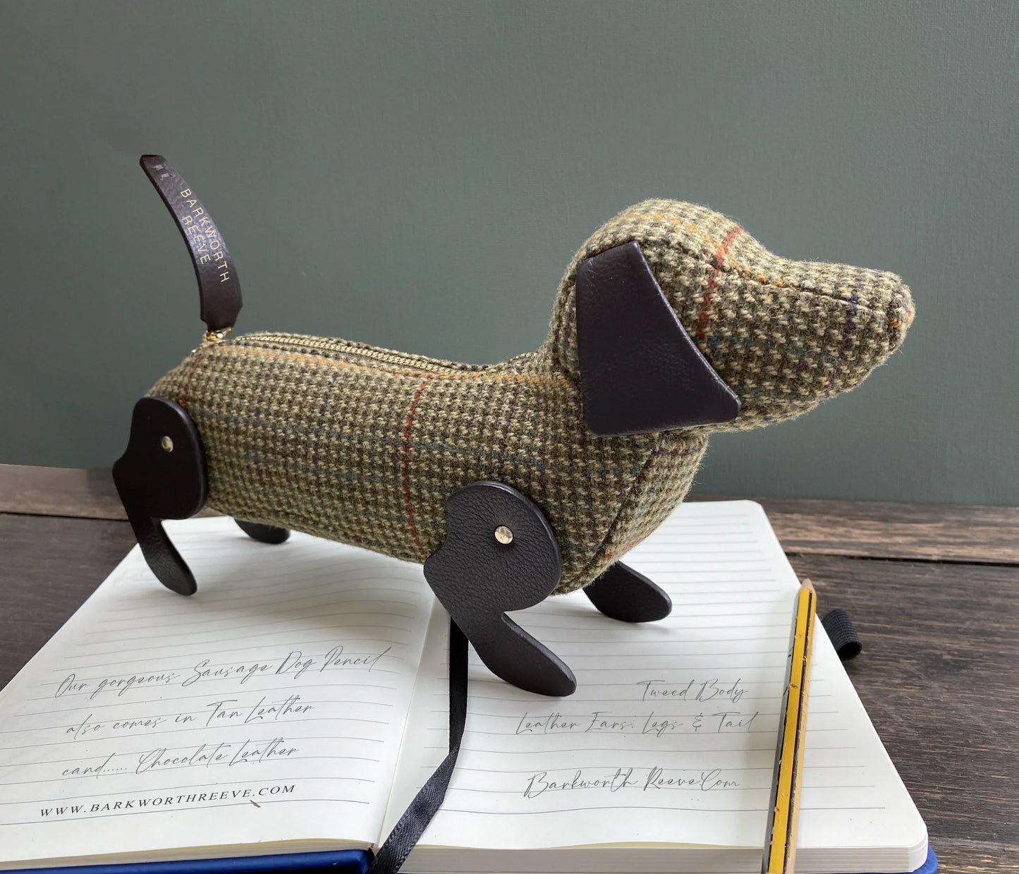 Sausage Dog Case Green Tweed