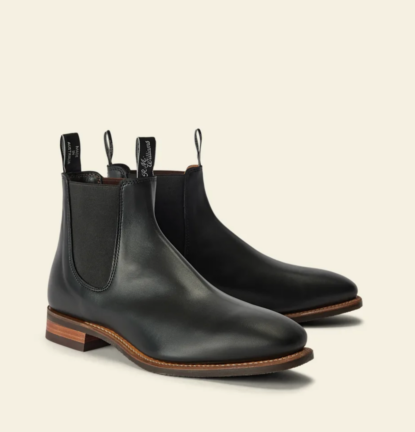 Comfort Craftsman  Black Yearling Natural Welt