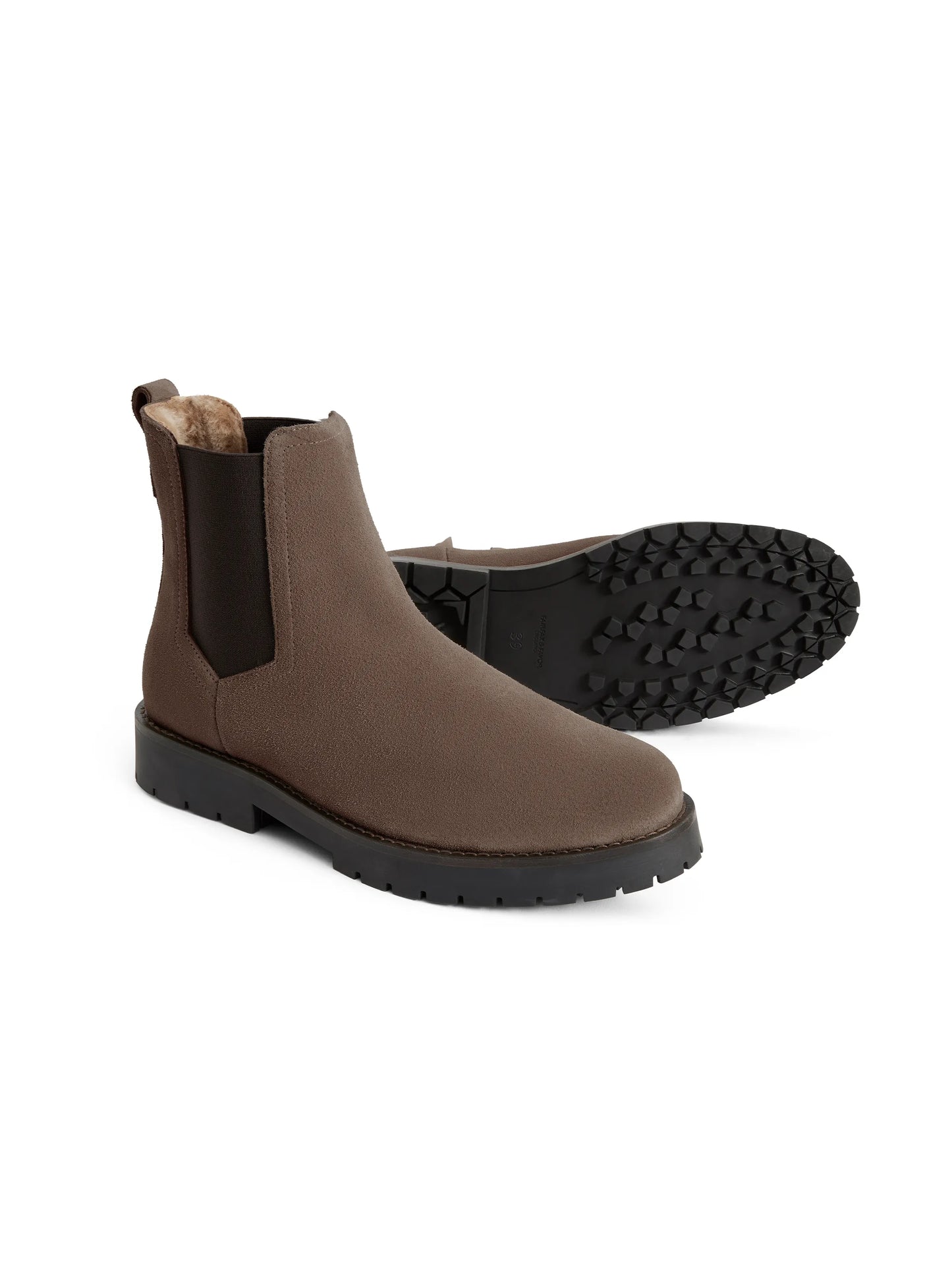 'Boudica'Fog Suede